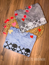Load image into Gallery viewer, XOXO Skull Tye Dye
