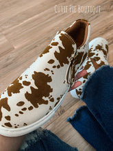 Load image into Gallery viewer, Brown Cow Print shoes
