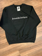 Load image into Gallery viewer, Greñuda But Intelligent Sweater
